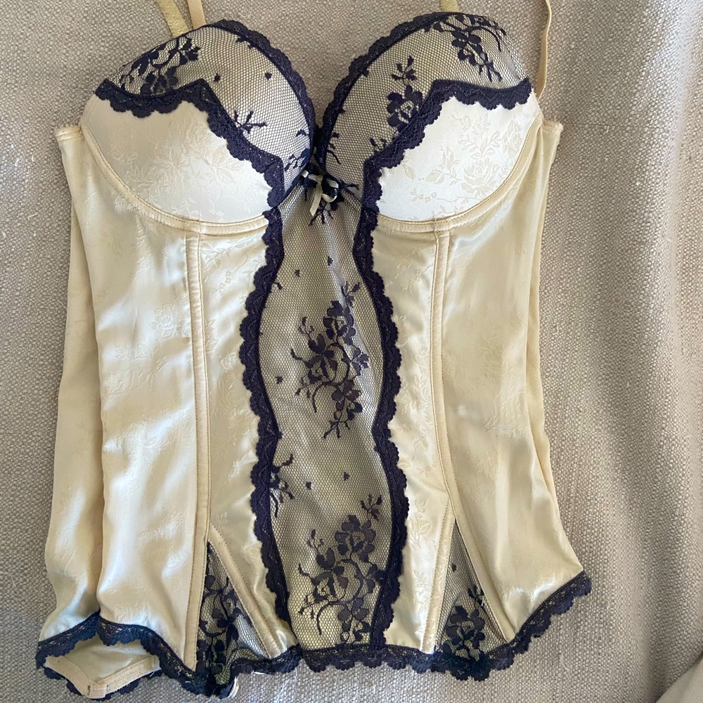 Victoria’s Secret Corset 34B
